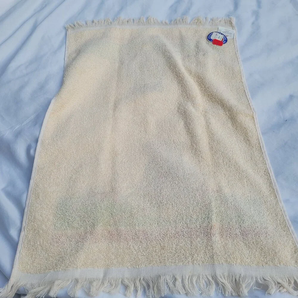 Cannon Dish Towels Vintage Christmas Wreath Bears Candy Canes USA Set 4 Kitchen